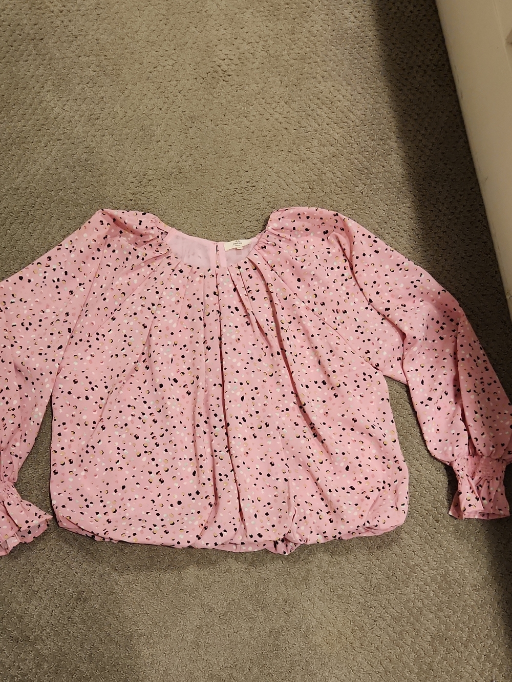 NEW entro Pink Dot-Print Long-Sleeve Blouse. Large